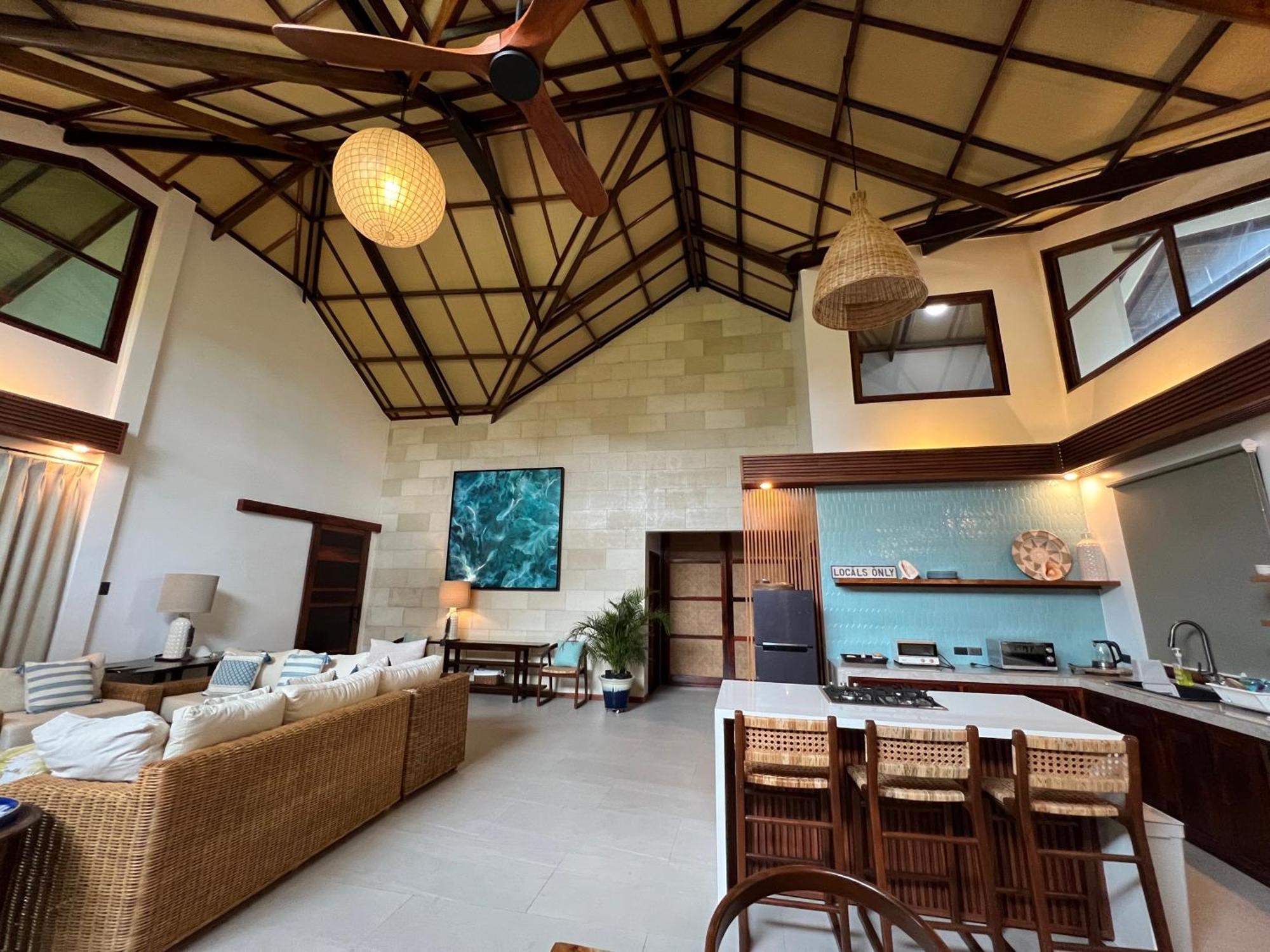 桑迪脚锡亚高住宿加早餐旅馆 卢纳将军城 外观 照片